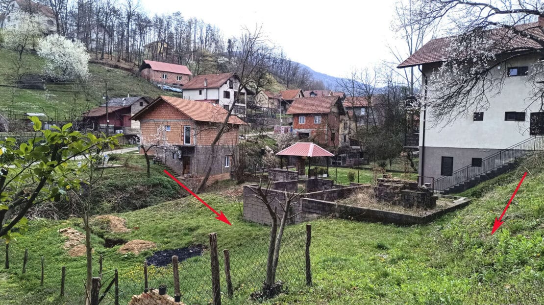 участок в Бане Ковиляче