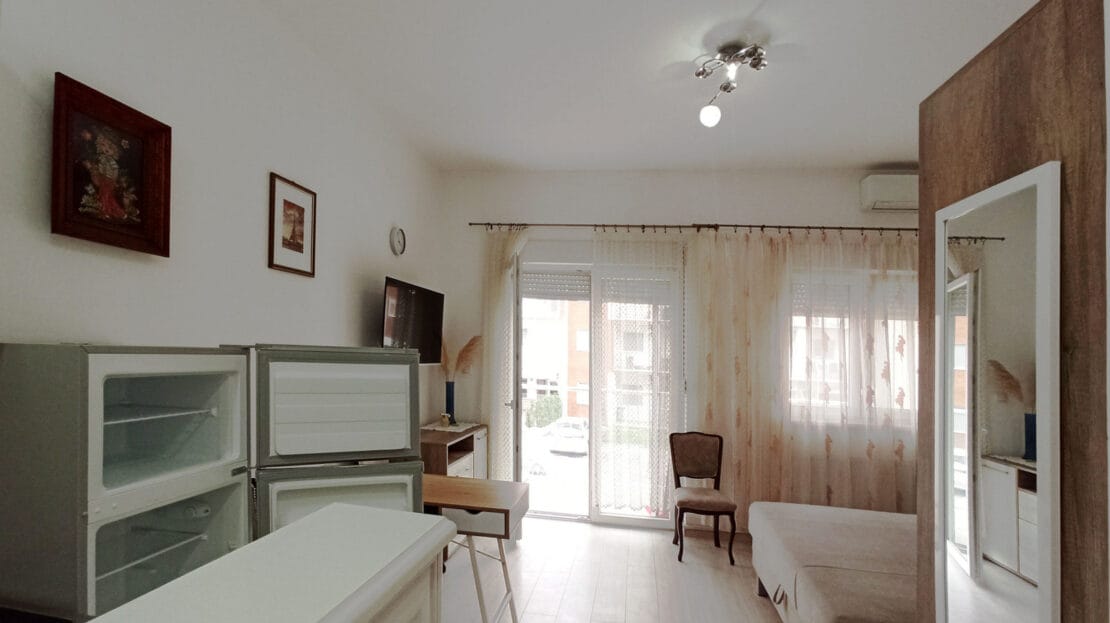 студия в Бане Ковиляче, garsonjera u centru Banje Koviljače