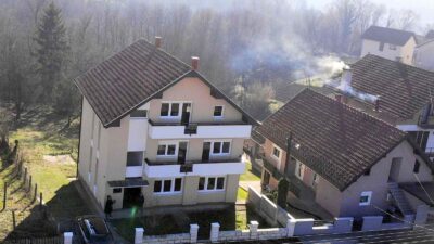 00897 Дом с новым ремонтом в Лознице